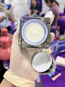 Công Nghệ Phân Hủy Sắc Tố Nám